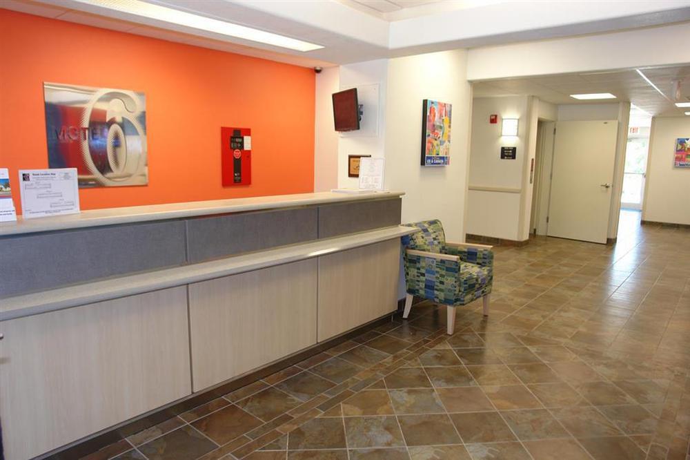 Baymont By Wyndham San Antonio Airport Hotel Interior photo